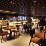 SilverKris Lounge - 