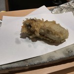 にい留 - 牡蠣は大好物でブランドもの含め国内外、いろんな季節の牡蠣を生から加熱まで様々な調理法で頂いていますがこれほどのものは生まれて初めてでした。