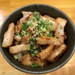 麺屋 しん蔵 - チャーシュー丼 300円