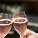 波へい - ロゼスパークリングで乾杯〜♪
