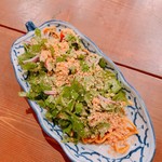 meals - パクチーサラダ。450円とコスパ好♡
