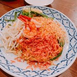 meals - 旨香り高く食欲そそるパッタイ。