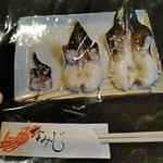 なみじ - 巨大鳥貝の比較写真