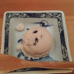 石塀小路豆ちゃ - 黒豆アイス