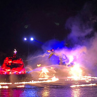 オチェーアノ - 前菜が済んだところでテラスに出て夜のショーを観ました