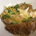 おふくろの味 みよし - 今まで、カツ丼は食べたことはあっても
            カツ煮は初めてのように思います。