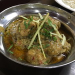 Handi レストラン - チキンマドラシ