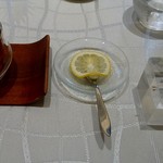 クイントカント - 紅茶とサラーメディチョコラート