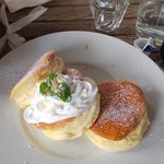 Pancake & Steakhouse Gatebridge Cafe 江の島店 - フワフワ、フンワリパンケーキ。