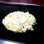 ミチ - 鶏肉天 on the 鉄板