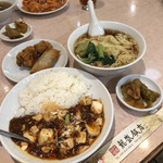 龍盛飯店 - 