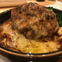 ビストロ 222 - チーズの焦げが香ばしい