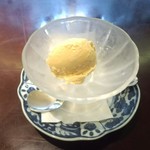 万世 千代田 - デザートのキャラメルアイス。実にキャラメルです！