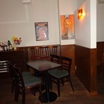 ロブロイ - テーブル席もあります