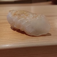 江戸前鮓 すし通 - ヒラメ