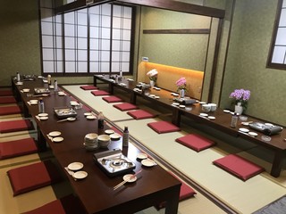Umai Ya - 三階 三階の宴会場は畳になります。