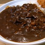 シロクマカレー - 大盛なので、ご飯がお皿に、たっぷり入っています。