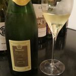 ワイン場 波紋 - 先ずは泡です