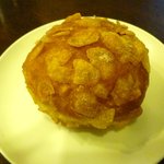 はちの子 - カスタードドーナツ140円