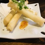 居心地ダイニング びぃどろ - モッツァレラチーズ春巻き