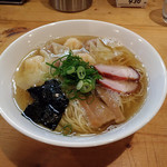 支那そば大和 稲荷町店 - 