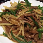 梅蘭 - 青椒肉絲定食(ご飯・スープ・ザーサイ・杏仁豆腐付き)