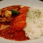 ザ・ルームス - ごろごろ野菜のチキンカツカレーは780円