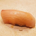 すし処 みや古分店 - カンパチ