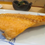 お食事処 藁美 - 鮭の塩焼き