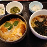 Shunsai Tei - ミニかつ丼そばランチセット。