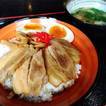 初代麺松 - チャーシュー丼