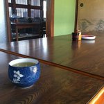 Kiraku - お茶とテーブル