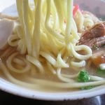 けい - 沖縄そばの麺