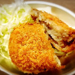 [Specialty] Freshly fried food from the long-established butcher Takeshima! Butcher's Croquette