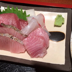 めしの助 - 刺身盛り