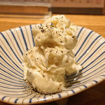 根津 たけもと - 海老芋のポテトサラダ