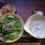 Cafe Cotatsu - レンズ豆とひよこ豆の黒ゴマカレーのセット