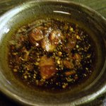 かめにい - ◆自家製ラー油が入ったタレ　美味しいです。