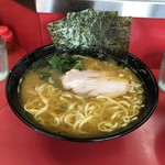 ラーメン 杉田家 - ラーメン中（￥800）