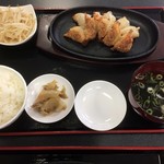 Gyouza bu - 生うすかわぎょうざ定食880円