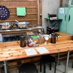 麺謹製3L's - 店内の様子