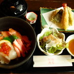 たいりょう寿司 - 北海丼