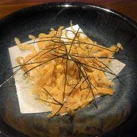 かっぱ庵 - 先付（白魚の唐揚げのカラスミまぶし）