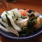 とんかつ ひろまつ - 副菜。箸休めにちょうどいい優しい味。