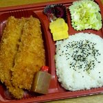 からあげ専門店 ピカいち - チーズチキンかつ弁当（530円）