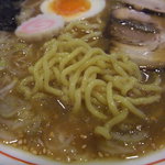 シークエンス - 豚骨魚介醤油ラーメン（アップ２）