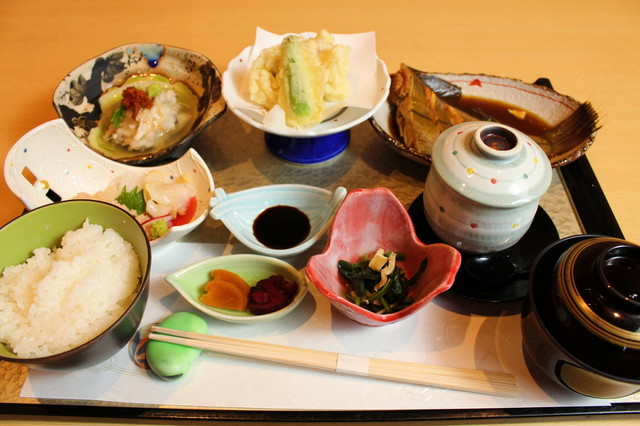 旬彩 こころび 吉成店 鳥取 居酒屋 食べログ 旬彩 こころび 吉成店 鳥取 居酒屋 食べログ
