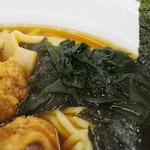大王ラーメン - 大量のワカメ