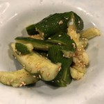 圭蔵 - ごま塩きゅうりタタキ