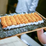 富小路 やま岸 - ☆雲丹ドッグ 10列の世界記録！